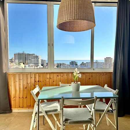 Cozy Fuengirola Apartment With Sea View & Pool Exteriör bild