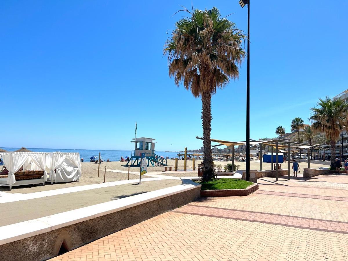 Cozy Fuengirola Apartment With Sea View & Pool Exteriör bild