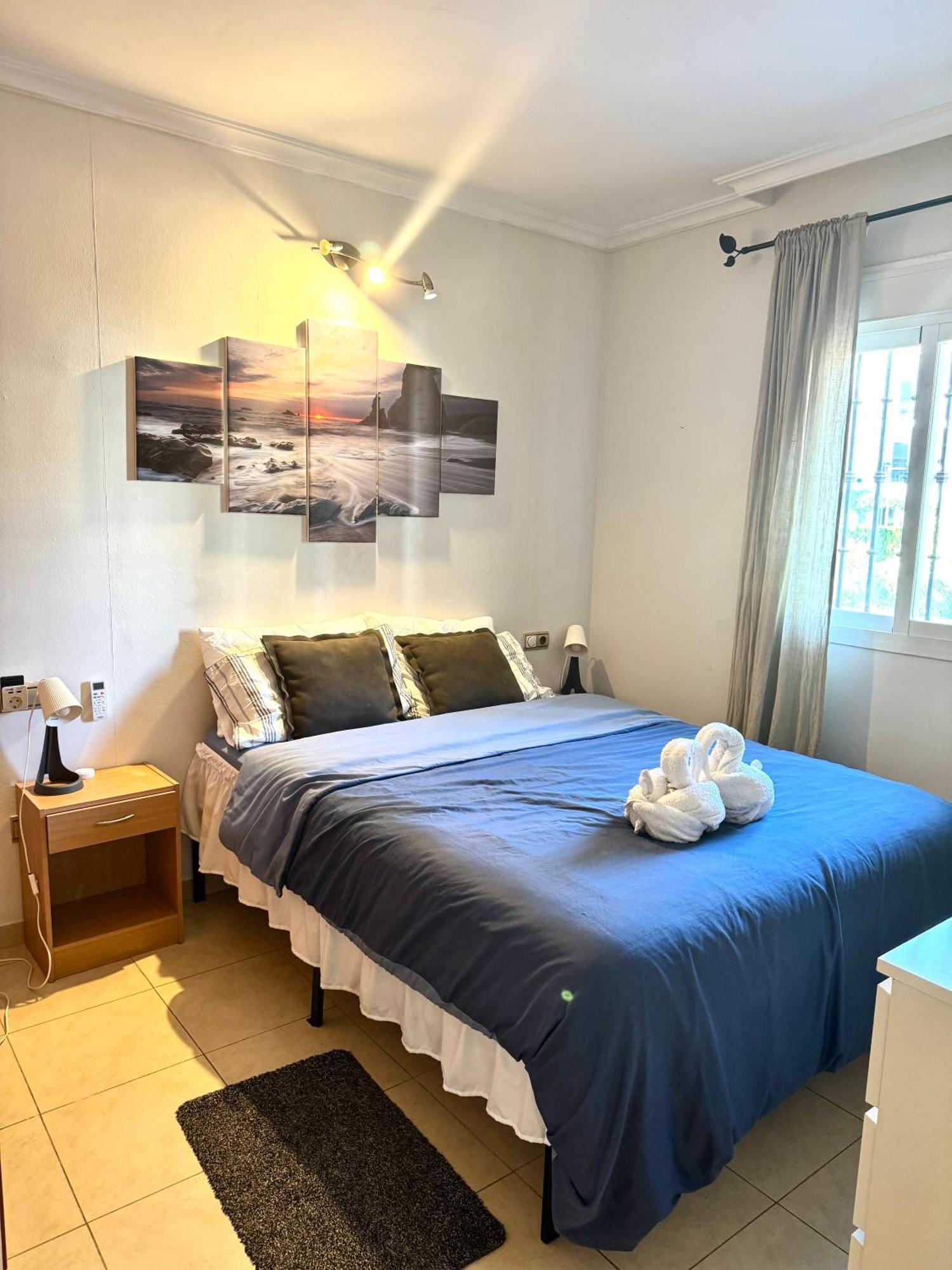 Cozy Fuengirola Apartment With Sea View & Pool Exteriör bild