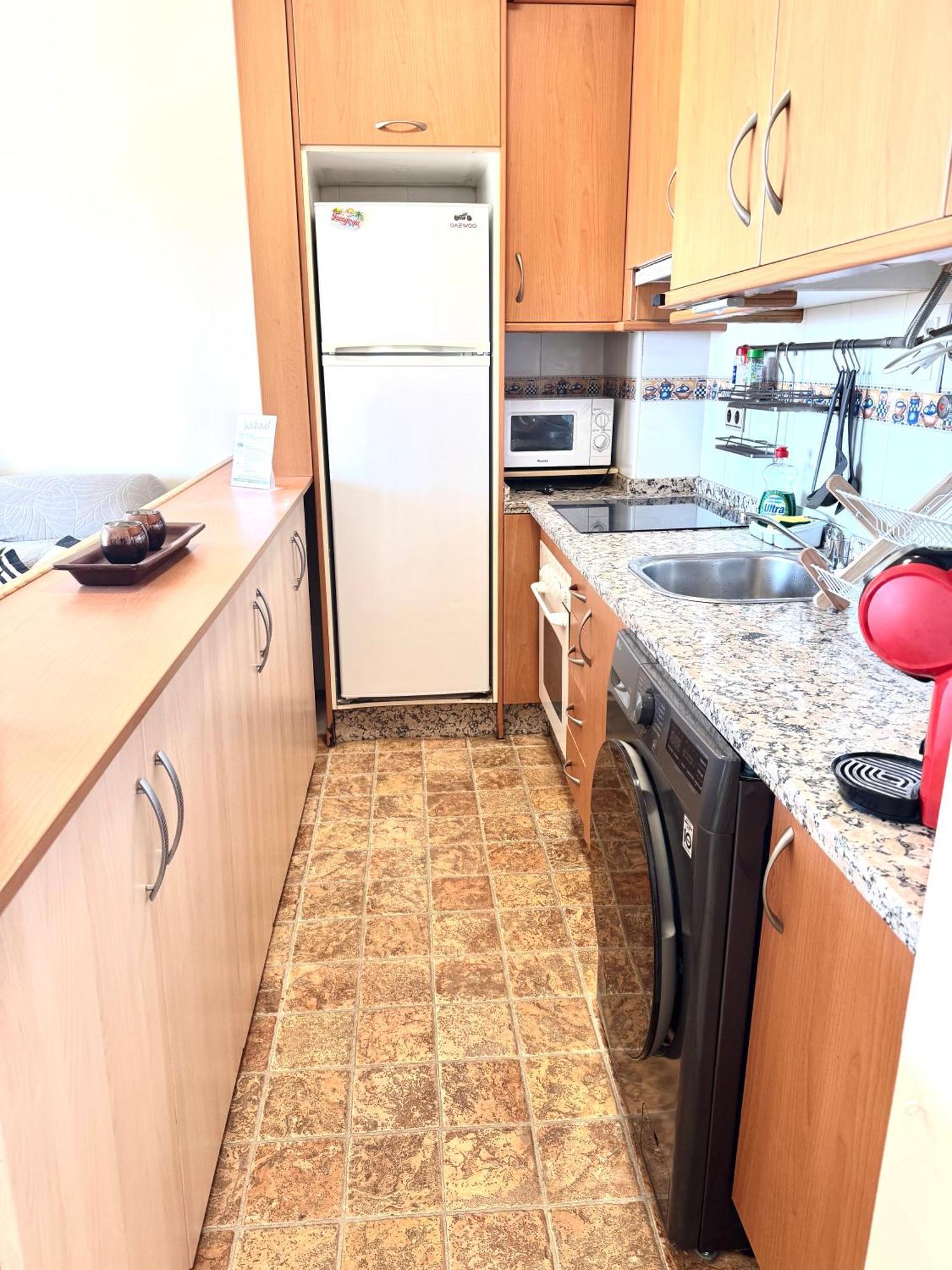 Cozy Fuengirola Apartment With Sea View & Pool Exteriör bild
